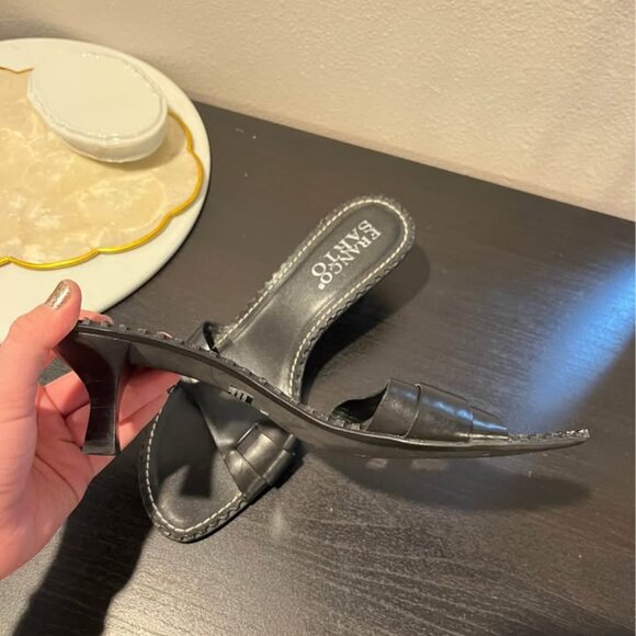 Black leather kitten heels - Size 7.5 - Picture 3 of 4